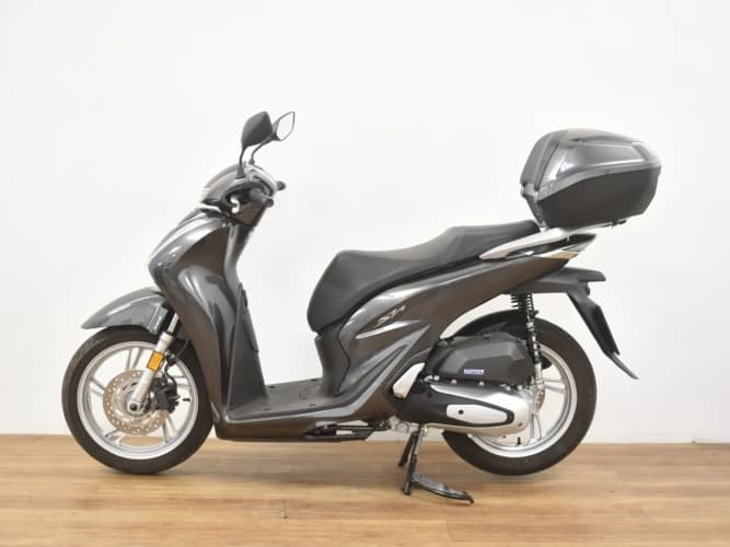 HONDA SH 125 2021 de segunda mano