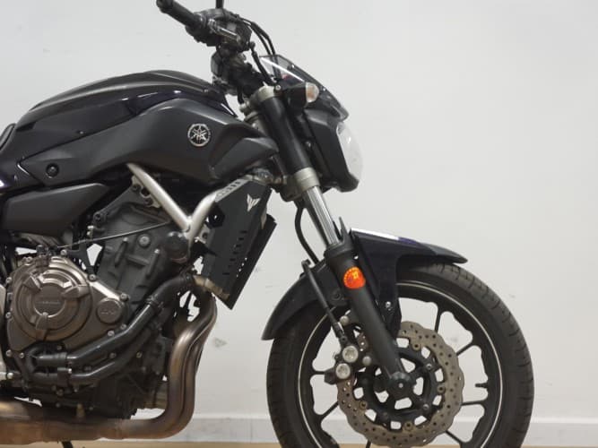 Comprar YAMAHA MT-07 (A) 2014 de segunda mano YAMAHA MT-07 (A) 2014 de segunda mano