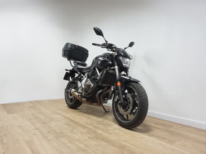 Comprar YAMAHA MT-07 (A) 2014 de segunda mano YAMAHA MT-07 (A) 2014 de segunda mano