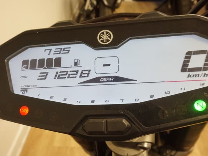 Comprar YAMAHA MT-07 (A) 2014 de segunda mano YAMAHA MT-07 (A) 2014 de segunda mano