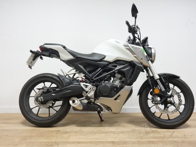 HONDA CB 125 R 2019 de segunda mano