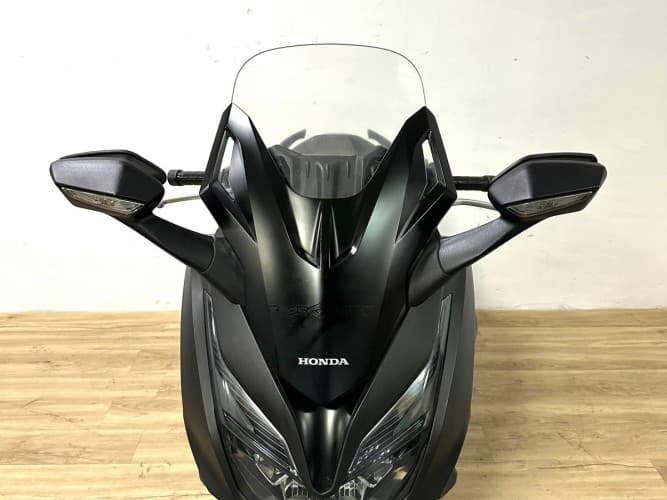 Comprar HONDA FORZA 125 (IVA DEDUCIBLE) 2022 de segunda mano HONDA FORZA 125 (IVA DEDUCIBLE) 2022 de segunda mano