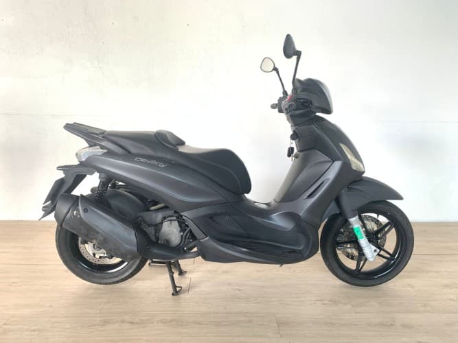 PIAGGIO BEVERLY 350 2012 de segunda mano