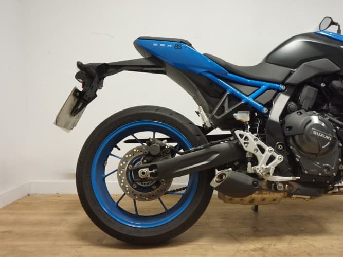 Comprar SUZUKI GSX 8S (A) 2023 de segunda mano SUZUKI GSX 8S (A) 2023 de segunda mano