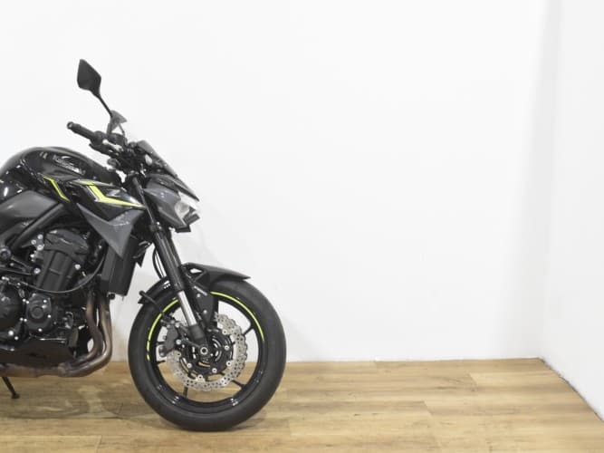 Comprar KAWASAKI Z 900 (e)(A2) 2025 de segunda mano KAWASAKI Z 900 (e)(A2) 2025 de segunda mano