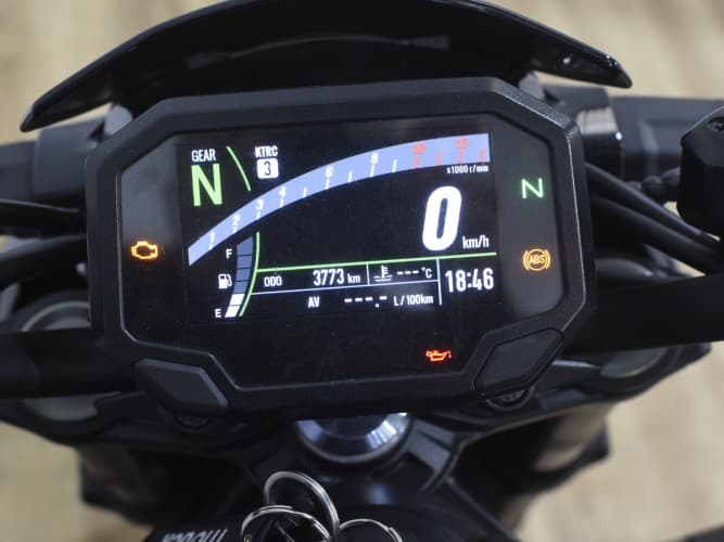 Comprar KAWASAKI Z 900 (e)(A2) 2025 de segunda mano KAWASAKI Z 900 (e)(A2) 2025 de segunda mano