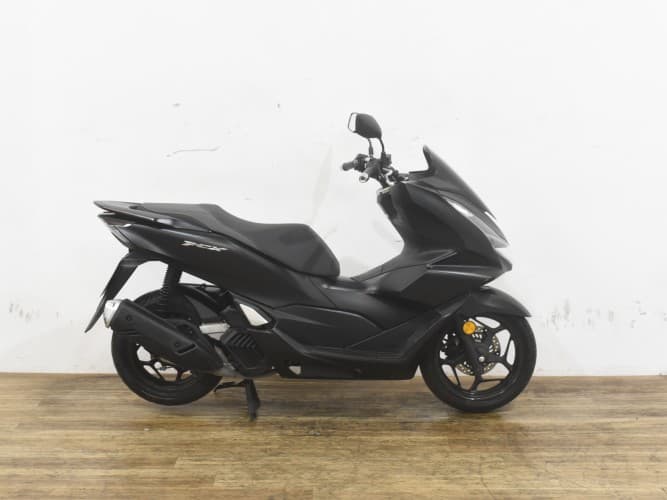 Comprar HONDA PCX 125 2022 de segunda mano HONDA PCX 125 2022 de segunda mano