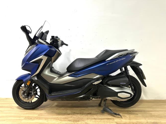 Comprar HONDA FORZA 350 2021 de segunda mano HONDA FORZA 350 2021 de segunda mano