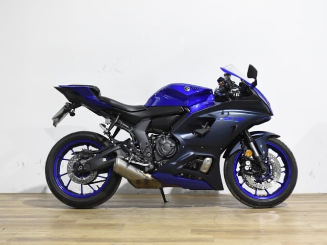 YAMAHA R7 2024 de segunda mano