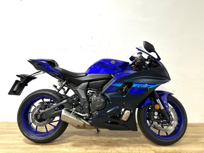 YAMAHA R7 2024 de segunda mano