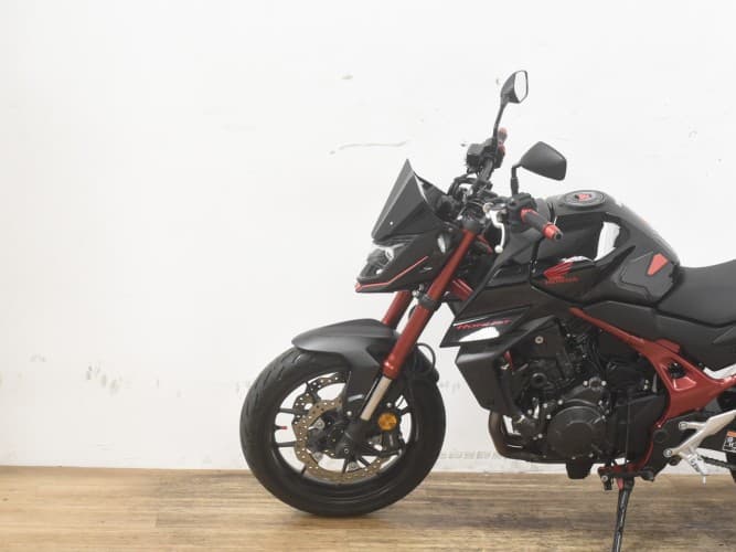 Comprar HONDA CB 750 HORNET (A2) 2023 de segunda mano HONDA CB 750 HORNET (A2) 2023 de segunda mano