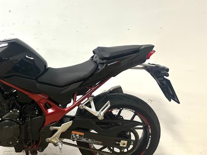 Comprar HONDA CB 750 HORNET (A2) 2023 de segunda mano HONDA CB 750 HORNET (A2) 2023 de segunda mano