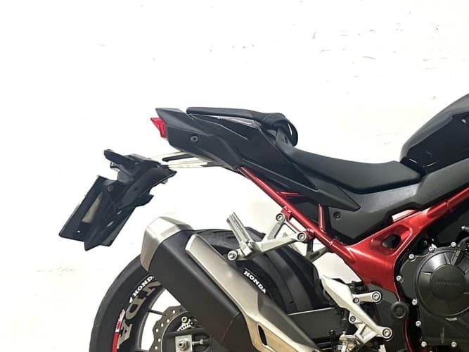 Comprar HONDA CB 750 HORNET (A2) 2023 de segunda mano HONDA CB 750 HORNET (A2) 2023 de segunda mano