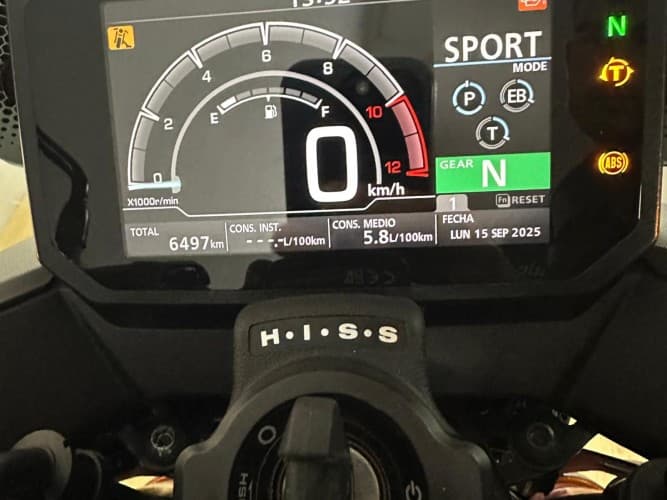 Comprar HONDA CB 750 HORNET (A2) 2023 de segunda mano HONDA CB 750 HORNET (A2) 2023 de segunda mano