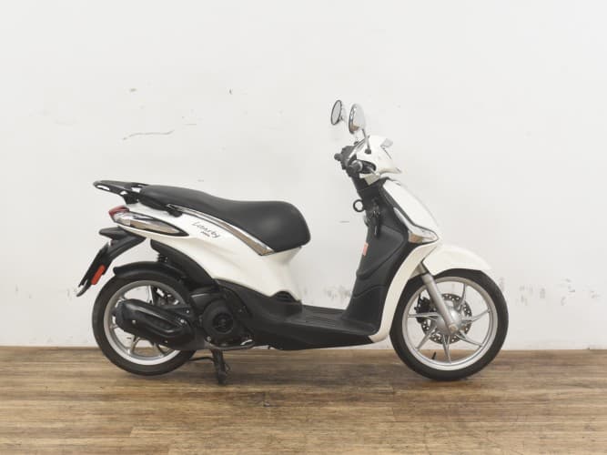 Comprar PIAGGIO LIBERTY 125 2021 de segunda mano PIAGGIO LIBERTY 125 2021 de segunda mano