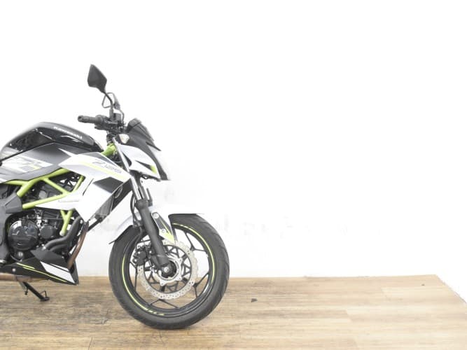Comprar KAWASAKI Z 125 2020 de segunda mano KAWASAKI Z 125 2020 de segunda mano