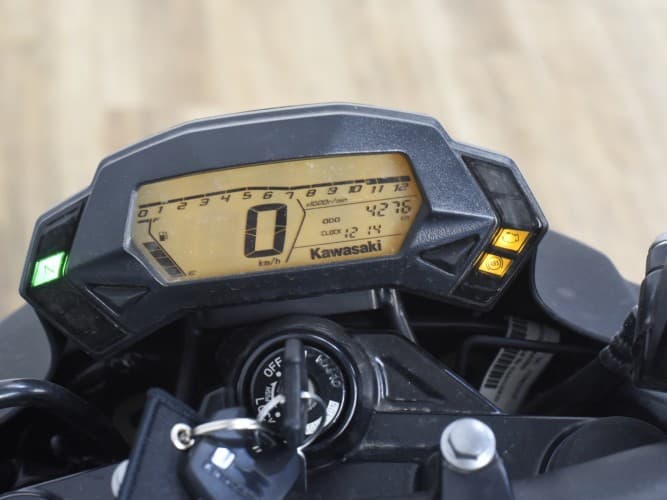 Comprar KAWASAKI Z 125 2020 de segunda mano KAWASAKI Z 125 2020 de segunda mano