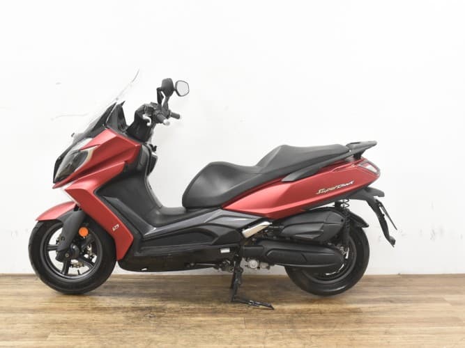 Comprar KYMCO SUPER DINK 125 (IVA DEDUCIBLE) 2017 de segunda mano KYMCO SUPER DINK 125 (IVA DEDUCIBLE) 2017 de segunda mano