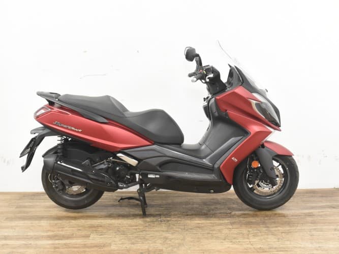 Comprar KYMCO SUPER DINK 125 (IVA DEDUCIBLE) 2017 de segunda mano KYMCO SUPER DINK 125 (IVA DEDUCIBLE) 2017 de segunda mano