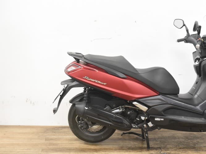 Comprar KYMCO SUPER DINK 125 (IVA DEDUCIBLE) 2017 de segunda mano KYMCO SUPER DINK 125 (IVA DEDUCIBLE) 2017 de segunda mano