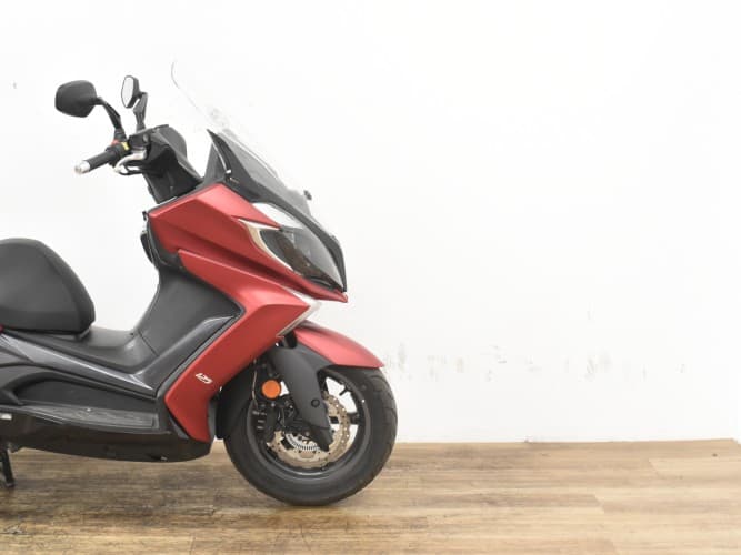 Comprar KYMCO SUPER DINK 125 (IVA DEDUCIBLE) 2017 de segunda mano KYMCO SUPER DINK 125 (IVA DEDUCIBLE) 2017 de segunda mano