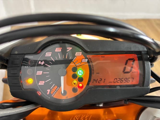 Comprar KTM 690 SMC R 2017 de segunda mano KTM 690 SMC R 2017 de segunda mano