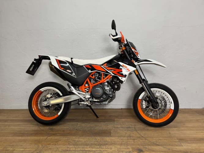Comprar KTM 690 SMC R 2017 de segunda mano KTM 690 SMC R 2017 de segunda mano