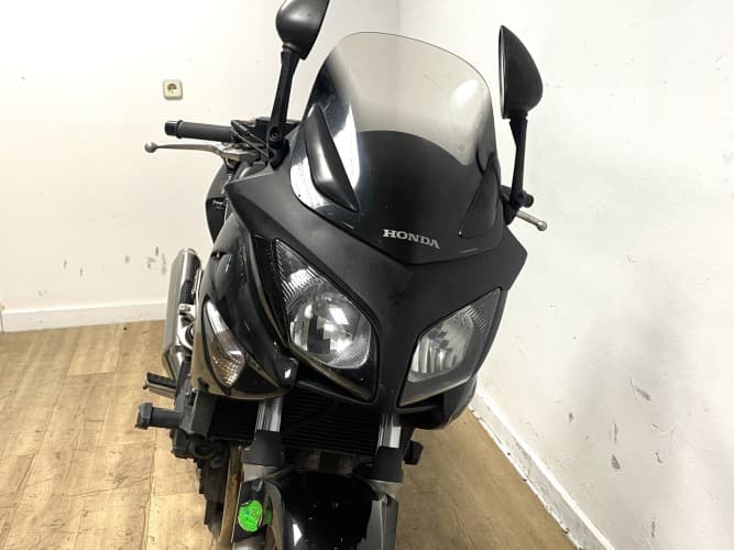 Comprar HONDA CBF 600 2006 de segunda mano HONDA CBF 600 2006 de segunda mano