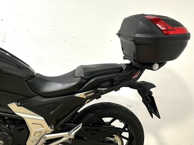 Comprar HONDA NC 750 X (TOP CASE) 2022 de segunda mano HONDA NC 750 X (TOP CASE) 2022 de segunda mano
