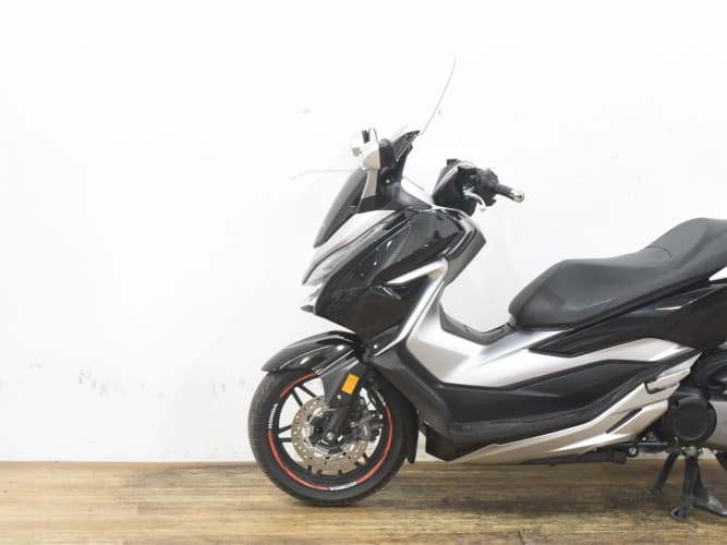 Comprar HONDA FORZA 300 2020 de segunda mano HONDA FORZA 300 2020 de segunda mano