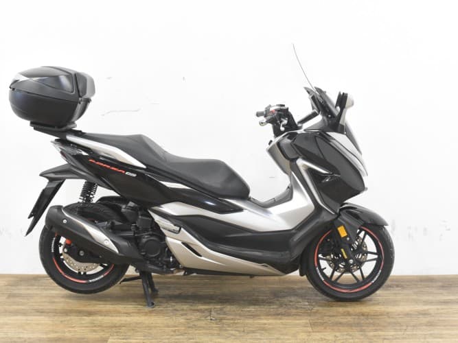 Comprar HONDA FORZA 300 2020 de segunda mano HONDA FORZA 300 2020 de segunda mano