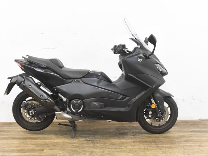Comprar YAMAHA TMAX 560 2022 de segunda mano YAMAHA TMAX 560 2022 de segunda mano