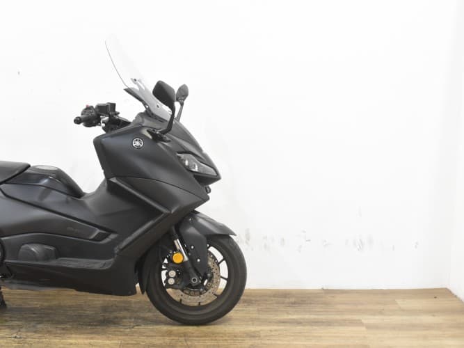 Comprar YAMAHA TMAX 560 2022 de segunda mano YAMAHA TMAX 560 2022 de segunda mano