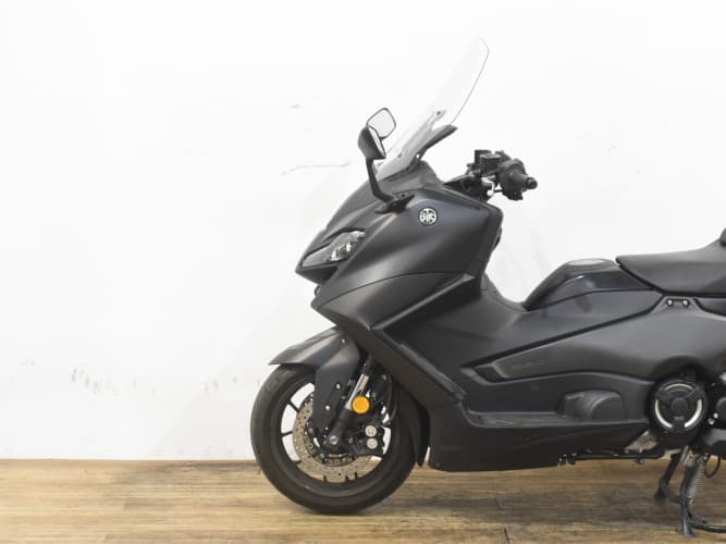 Comprar YAMAHA TMAX 560 2022 de segunda mano YAMAHA TMAX 560 2022 de segunda mano