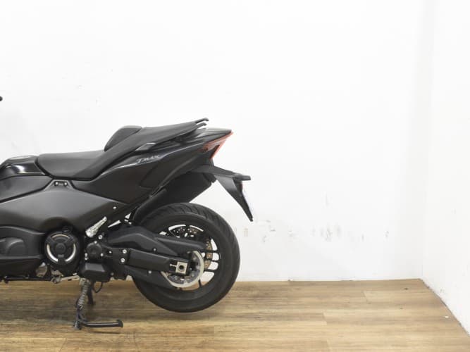 Comprar YAMAHA TMAX 560 2022 de segunda mano YAMAHA TMAX 560 2022 de segunda mano