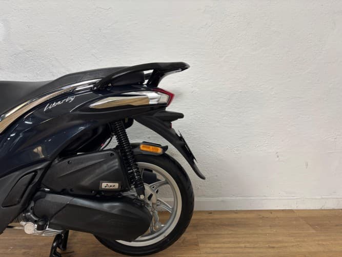 Comprar PIAGGIO LIBERTY 50 2024 de segunda mano PIAGGIO LIBERTY 50 2024 de segunda mano