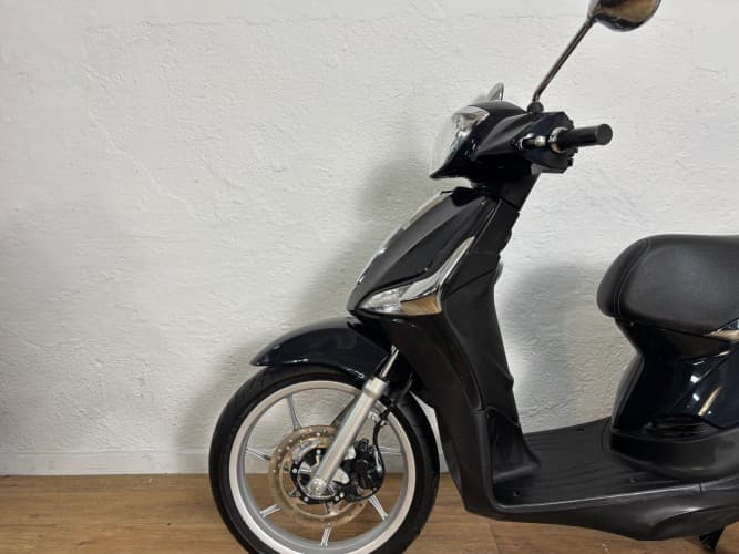 Comprar PIAGGIO LIBERTY 50 2024 de segunda mano PIAGGIO LIBERTY 50 2024 de segunda mano