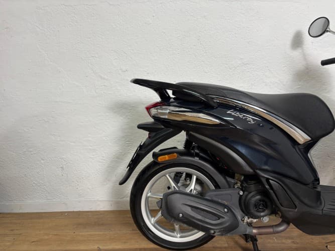 Comprar PIAGGIO LIBERTY 50 2024 de segunda mano PIAGGIO LIBERTY 50 2024 de segunda mano