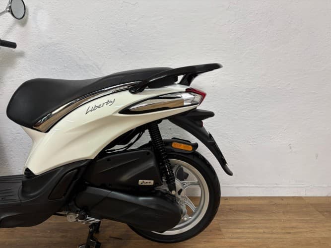 Comprar PIAGGIO LIBERTY 50 2024 de segunda mano PIAGGIO LIBERTY 50 2024 de segunda mano