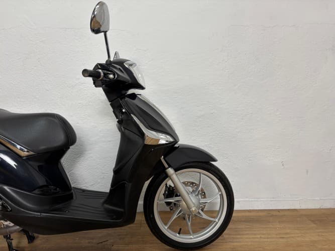 Comprar PIAGGIO LIBERTY 50 2024 de segunda mano PIAGGIO LIBERTY 50 2024 de segunda mano