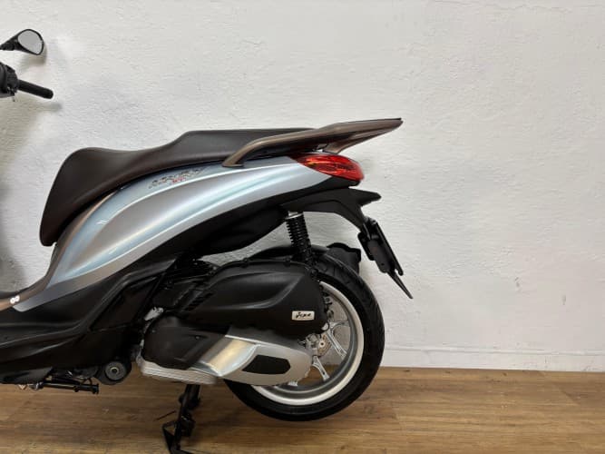 PIAGGIO MEDLEY 125 2024 de segunda mano