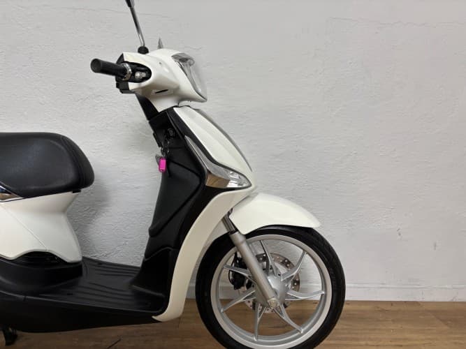 Comprar PIAGGIO LIBERTY 50 2024 de segunda mano PIAGGIO LIBERTY 50 2024 de segunda mano