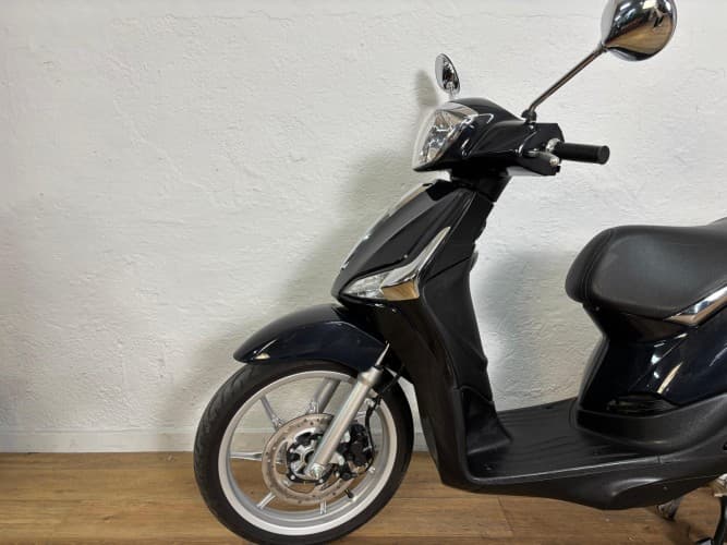 Comprar PIAGGIO LIBERTY 50 2024 de segunda mano PIAGGIO LIBERTY 50 2024 de segunda mano