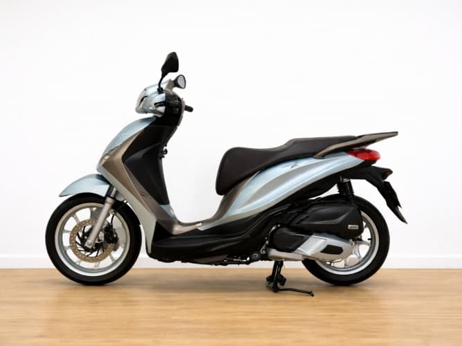 Comprar PIAGGIO MEDLEY 125 2024 de segunda mano PIAGGIO MEDLEY 125 2024 de segunda mano