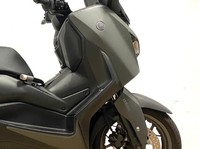 Comprar YAMAHA XMAX 300 2025 de segunda mano YAMAHA XMAX 300 2025 de segunda mano