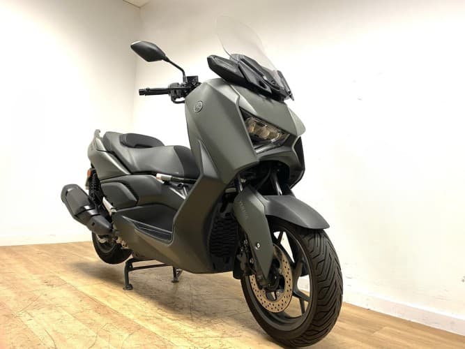 Comprar YAMAHA XMAX 300 2025 de segunda mano YAMAHA XMAX 300 2025 de segunda mano
