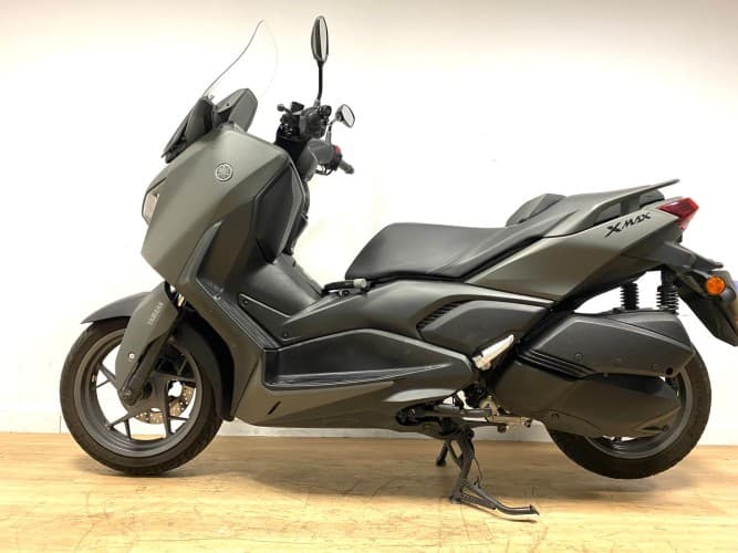 Comprar YAMAHA XMAX 300 2025 de segunda mano YAMAHA XMAX 300 2025 de segunda mano
