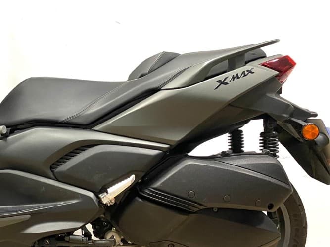 Comprar YAMAHA XMAX 300 2025 de segunda mano YAMAHA XMAX 300 2025 de segunda mano