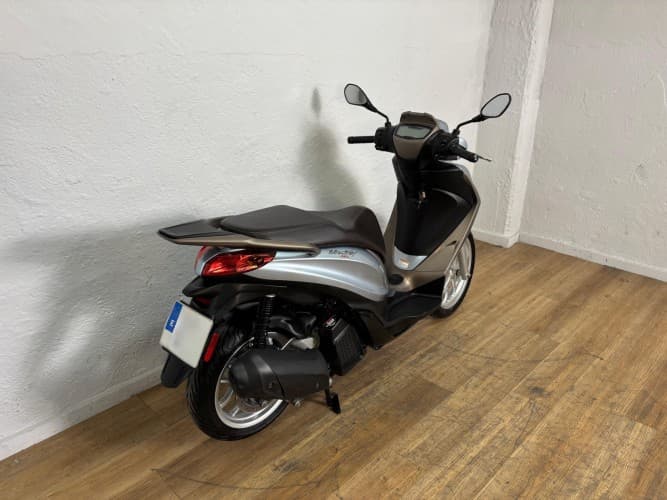 Comprar PIAGGIO MEDLEY 125 2024 de segunda mano PIAGGIO MEDLEY 125 2024 de segunda mano