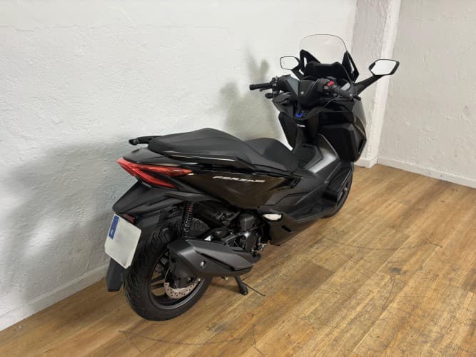 Comprar HONDA FORZA 350 2024 de segunda mano HONDA FORZA 350 2024 de segunda mano